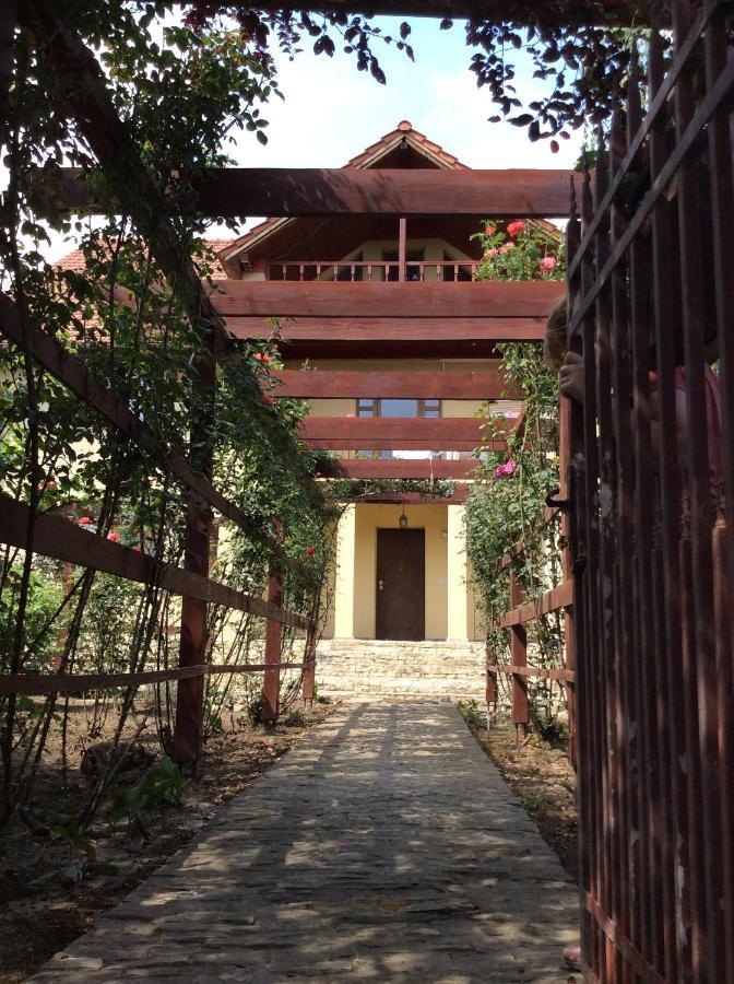 Villa Rosa Нэводари Экстерьер фото